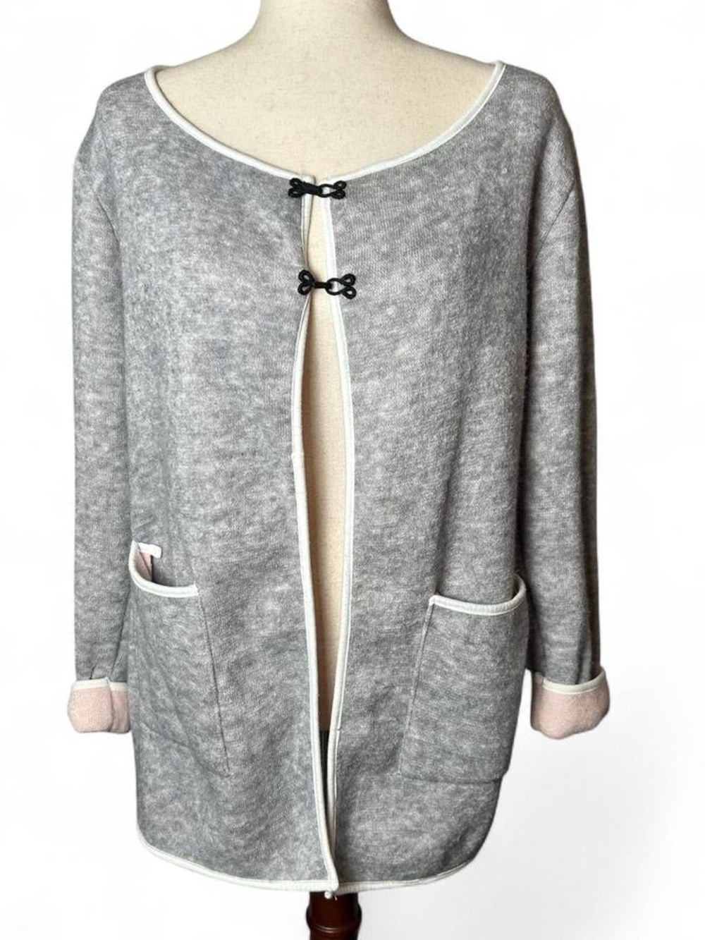 Kawaii Korean Grey & Light Pink Cardigan